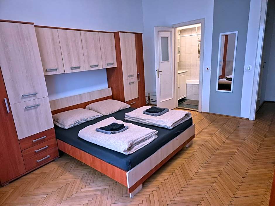 Boomerang Hostel