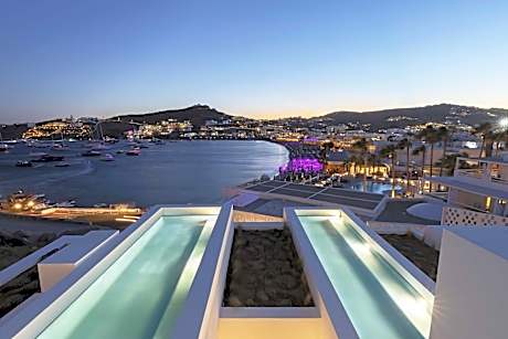 CUBIC Mykonos Seafront Design Suites