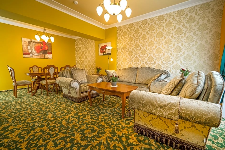 Studio One Accommodation Suites