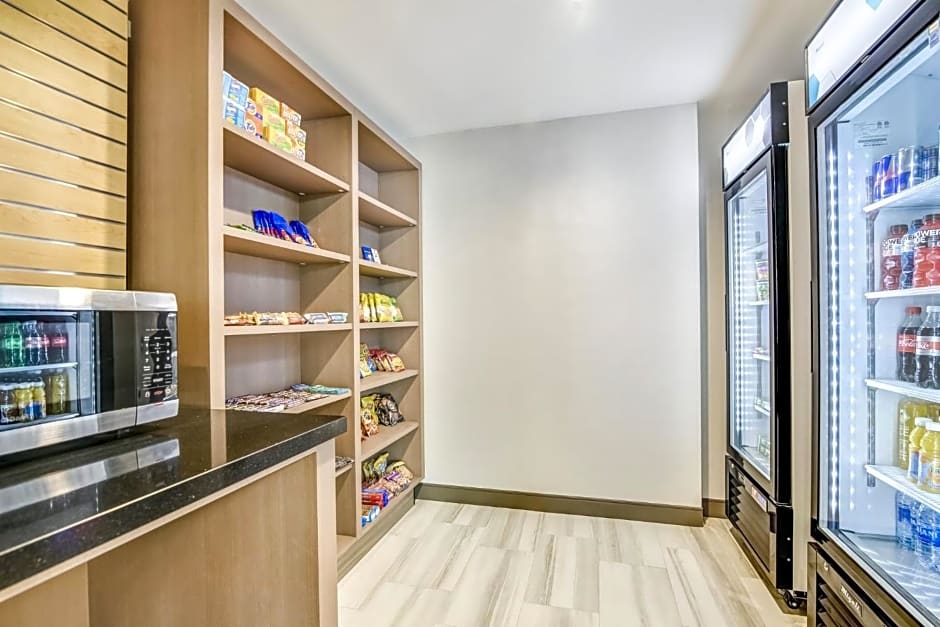 Holiday Inn Express And Suites Longview North By IHG