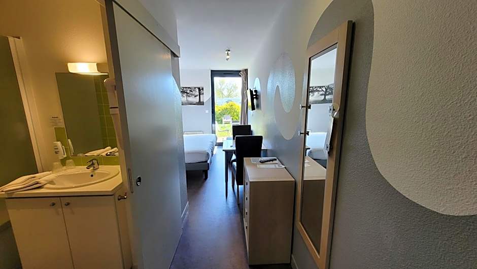 Gold Beach Hotel & RESIDENCE