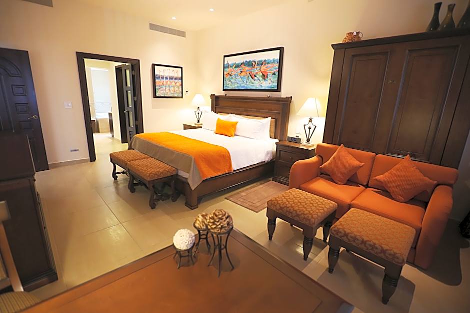 Photo 1 of 6 of 2 Bedroom Suite, Beachfront