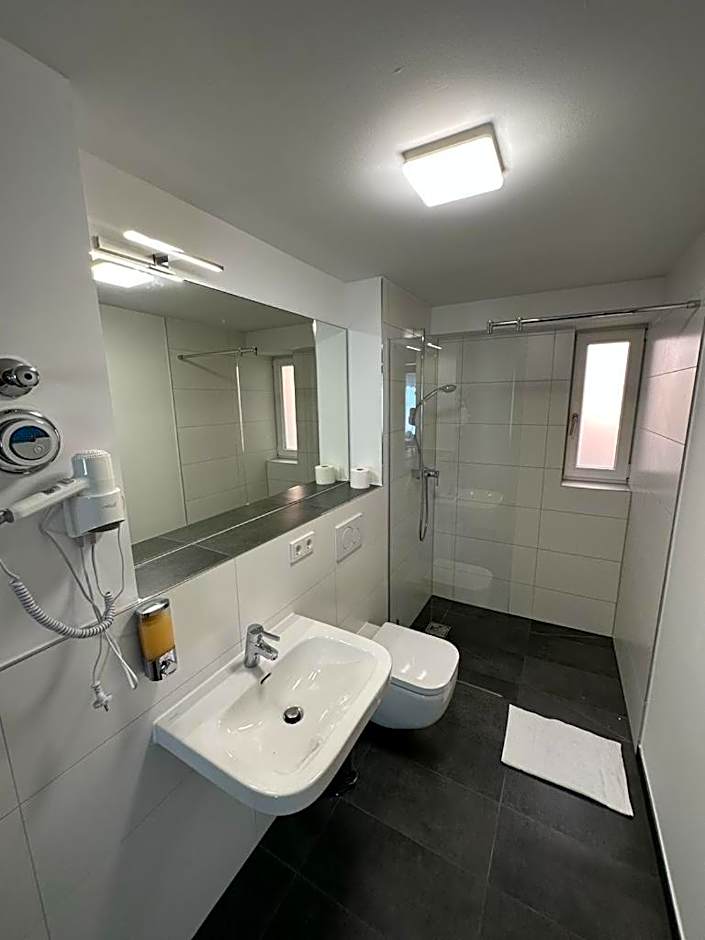 NorthWest Apartments