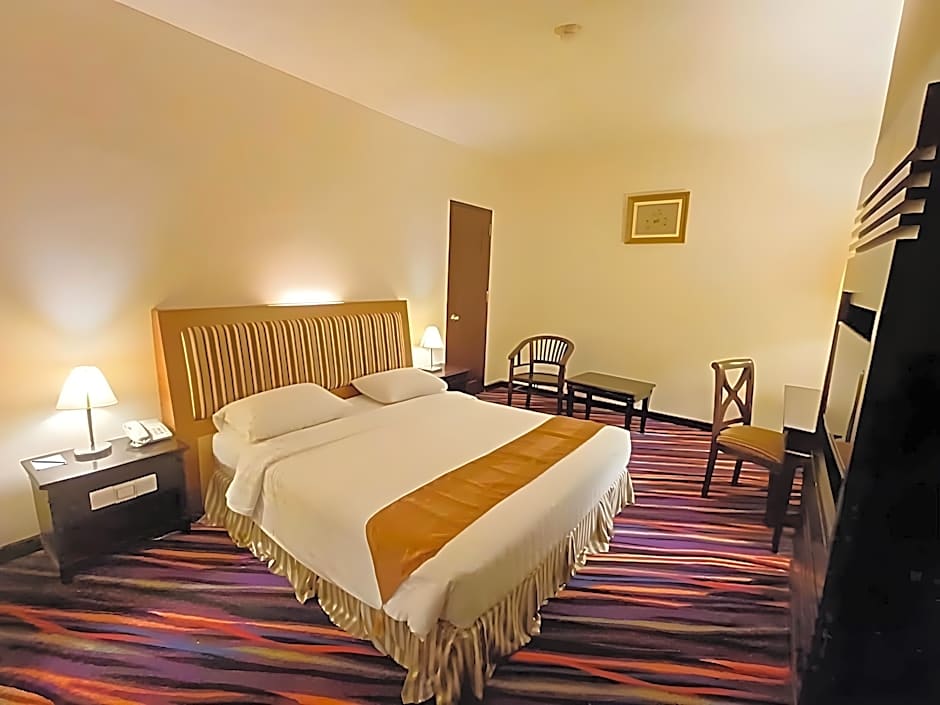 Rocky Plaza Hotel Padang