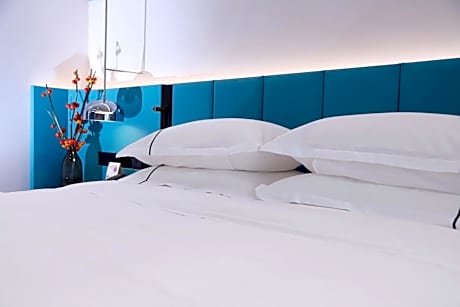 Elite Twin Room