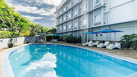 Microtel Inn & Suites by Wyndham San Fernando