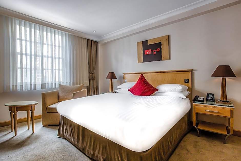 Courthouse Hotel London