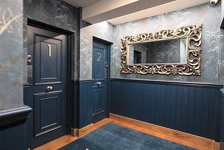 The Hyde - At Dunning's Bar