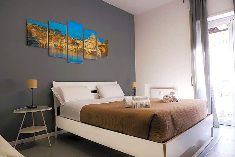 Vatican Central Suites