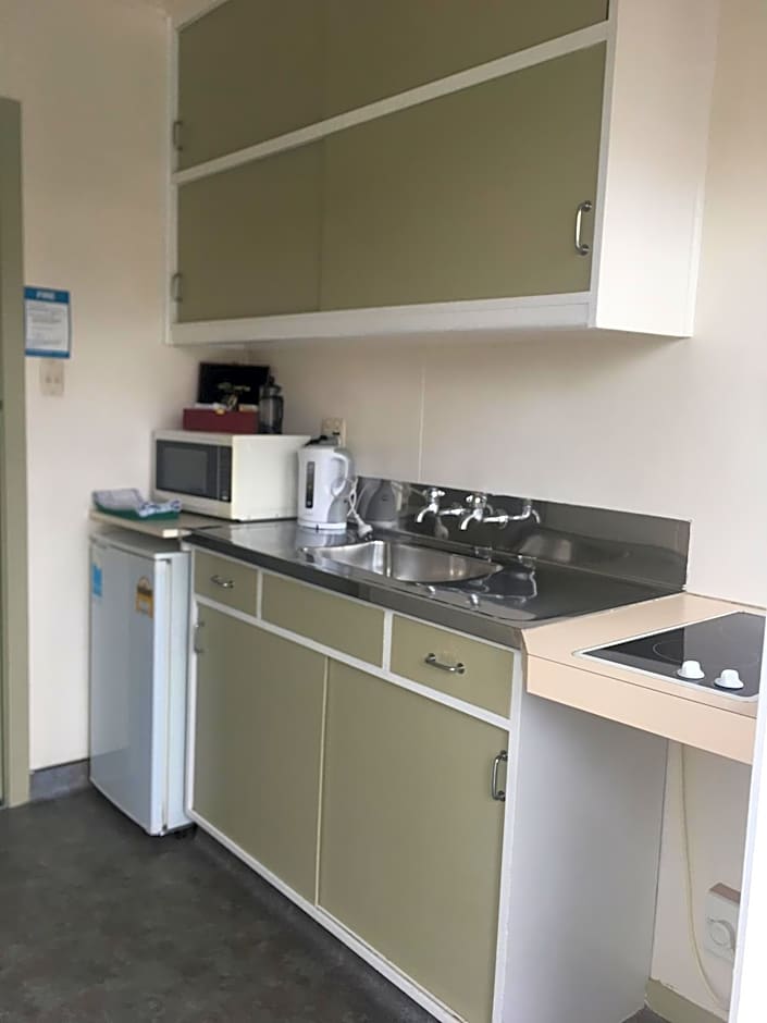 252 Beachside Motels & Holiday Park