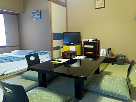 Japanese-Style Triple Room