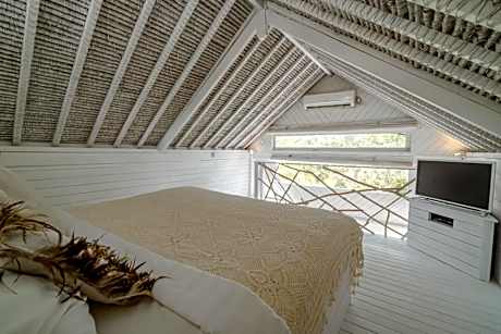 Premier Mezzanine Bungalow