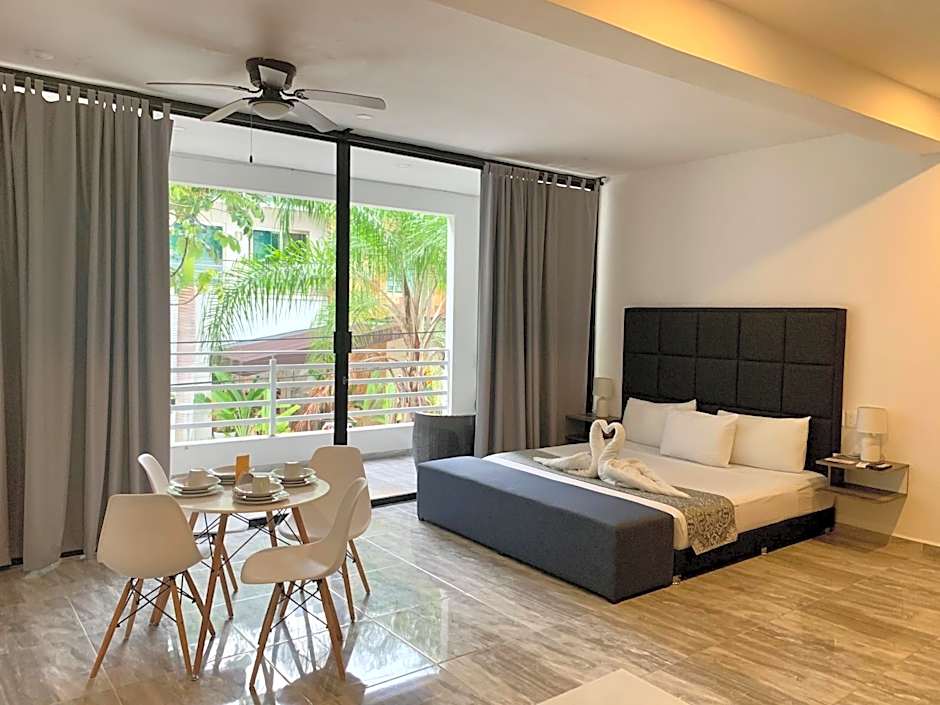 SILVERSANDS Hotel Boutique - 5Th Ave