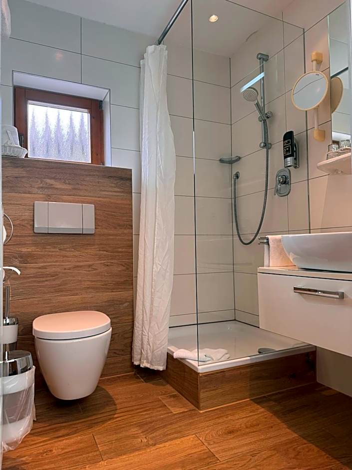 Hotel - Restaurant Bastenhaus