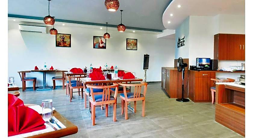 Aura One Hotel