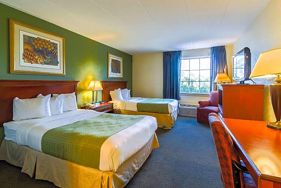 Quality Inn & Suites West Chester