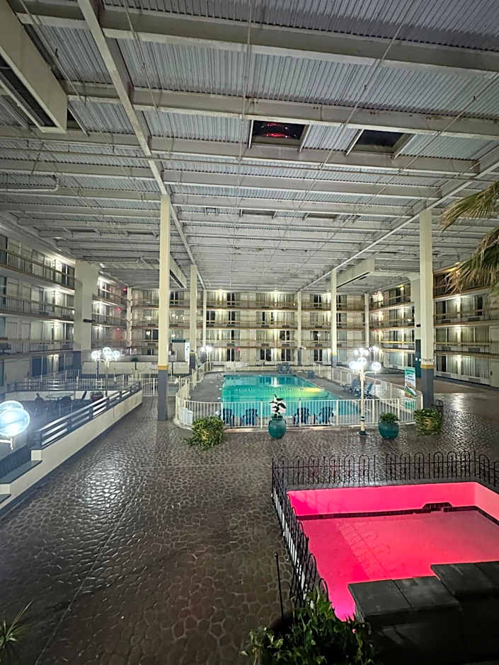 The Lodge Hotel and Banquets