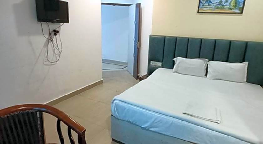 Hotel New Holiday Inn