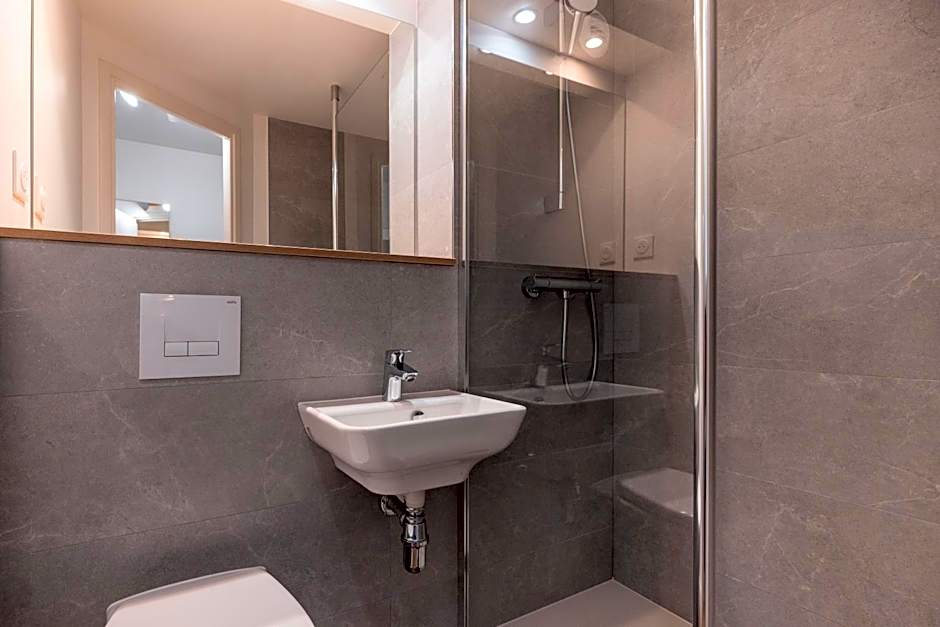 The Originals Access, Hôtel Bordeaux Lac
