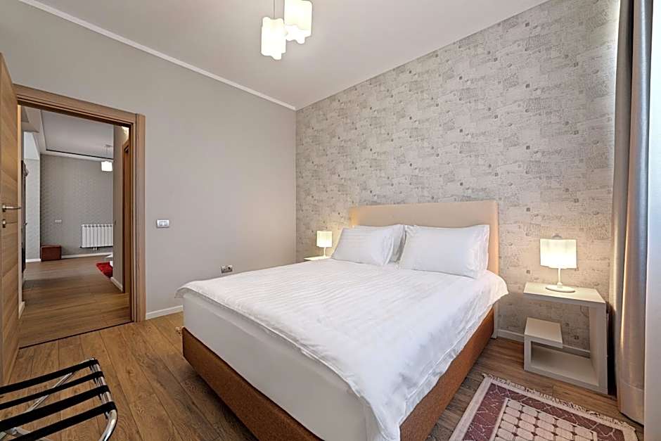 Tomis Garden Apartments Mamaia