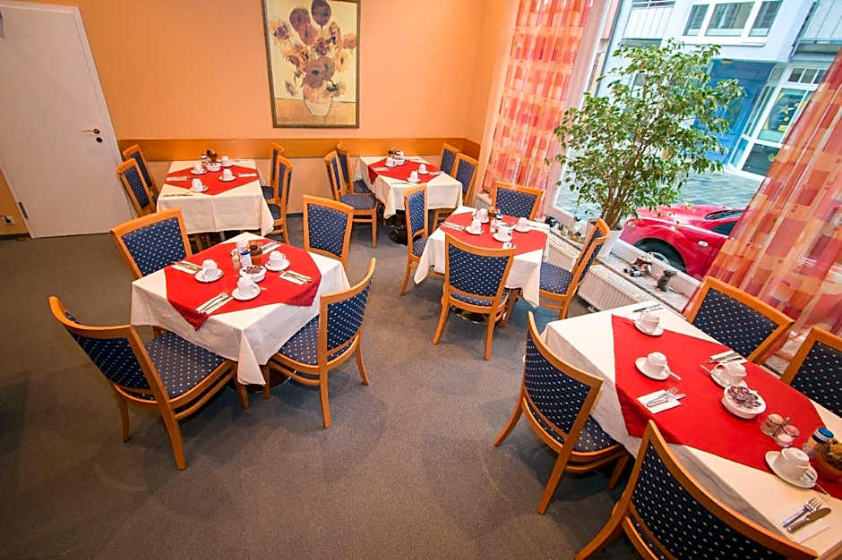 Hotel Garni am Markt - Businesshotel - Frühstücksbuffet - Fahrradabstellplatz - Hunde willkommen