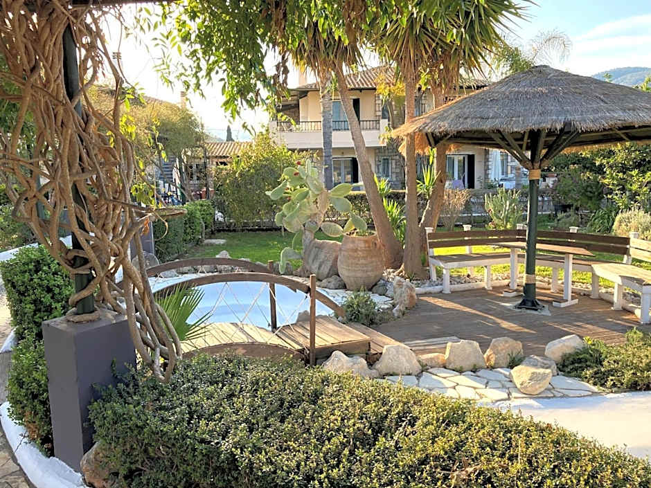 Sunny Garden Aparthotel