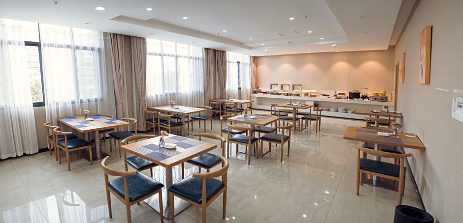 City Comfort Inn Yichang Zhijiang Qixing Plaza Guomao
