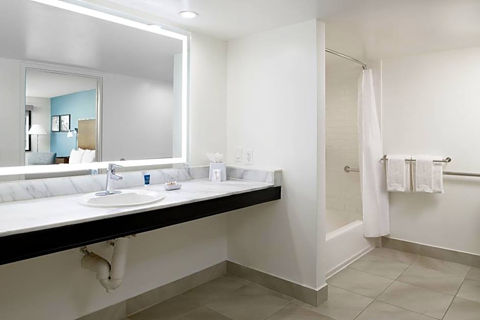 Four Points by Sheraton Anaheim