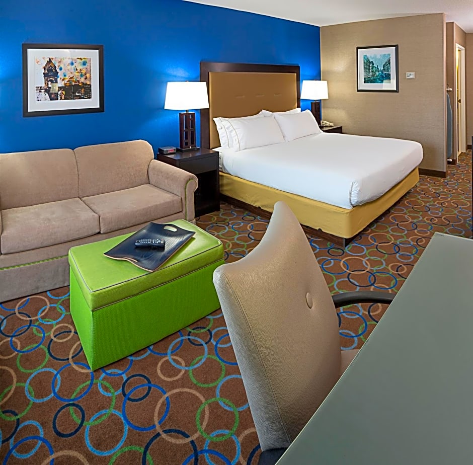 Holiday Inn Express Hotel & Suites Manchester - Airport By IHG
