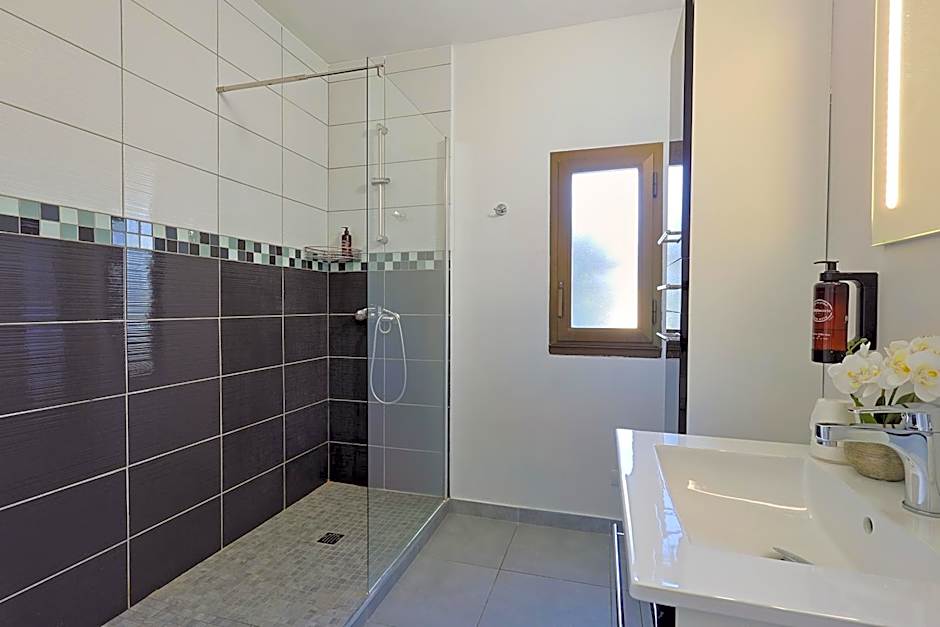 Hotel & Restaurant Perla Riviera