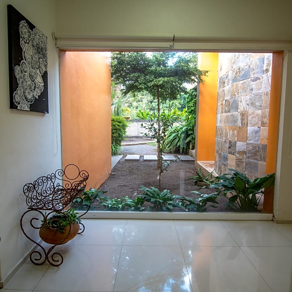 Htl & Villas Comala, alberca , parking, centricas, Petfriendly