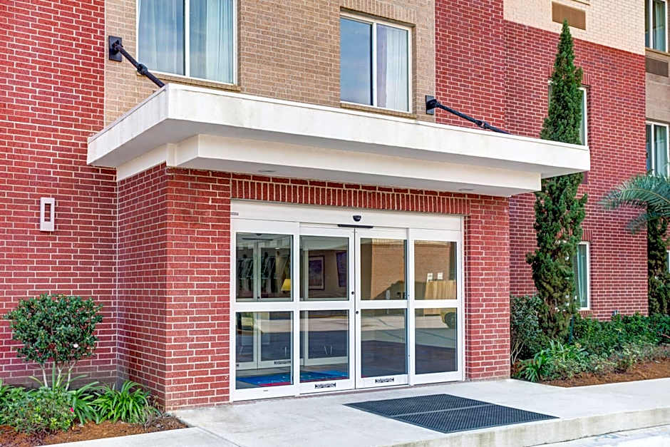 Candlewood Suites Cut Off By IHG