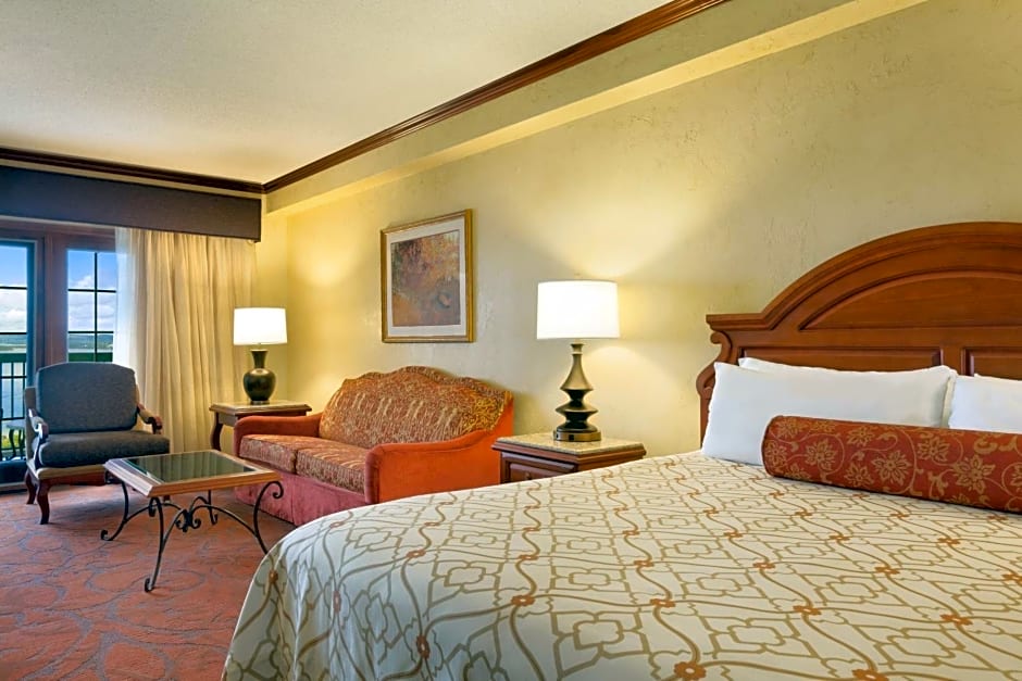 Chateau on the Lake Resort Spa and Convention Center