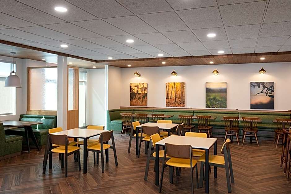 Fairfield Inn & Suites Omaha at MH Landing