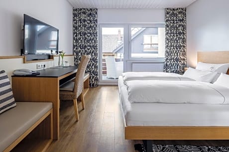 Double Room with Balcony (Upper Floor)