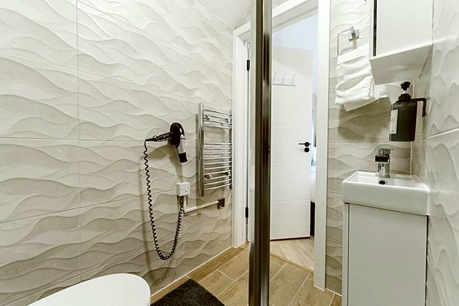 West Drayton Self Contained Studios