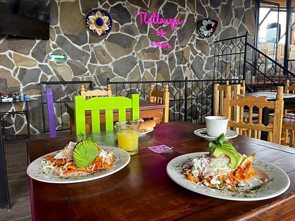 Hotel & Suites Cerro Roj0