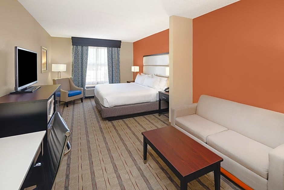 Holiday Inn Express & Suites Atlanta NE - Duluth