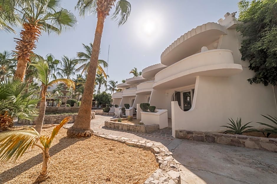Hotel & Suites El Moro