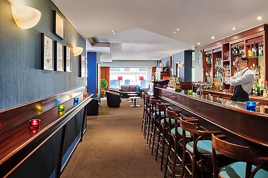 Theater Hotel