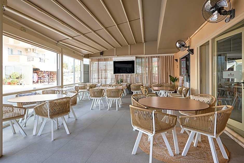 Acropolis Apartments