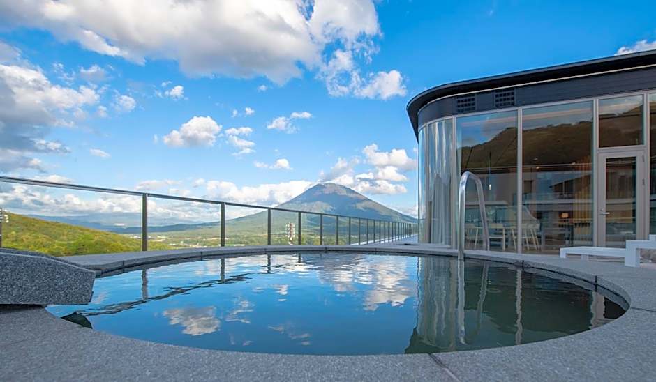Skye Niseko