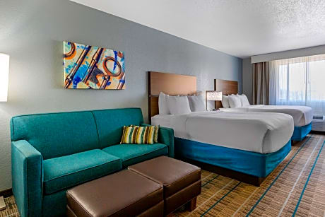 2 Queen Beds, Efficiency, No Smoking
