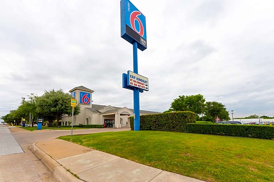 Motel 6-Dallas, TX - Northeast