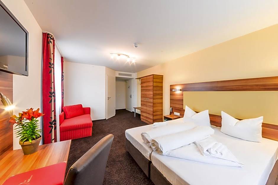 Photo 1 of 6 of 1 Double Bed or 2 Beds