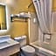 Econo Lodge Lansing - Leavenworth