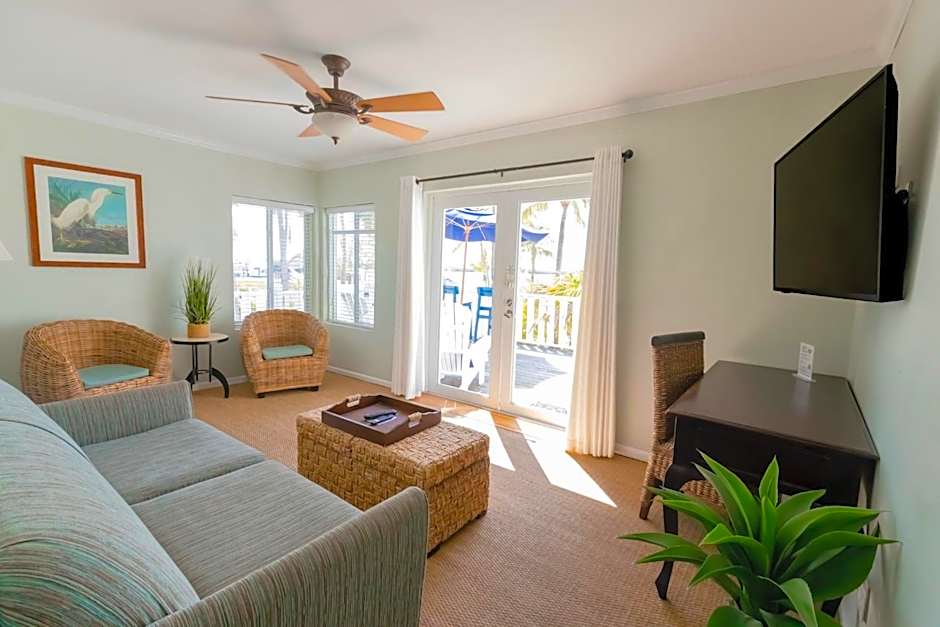 Coconut Palm Inn