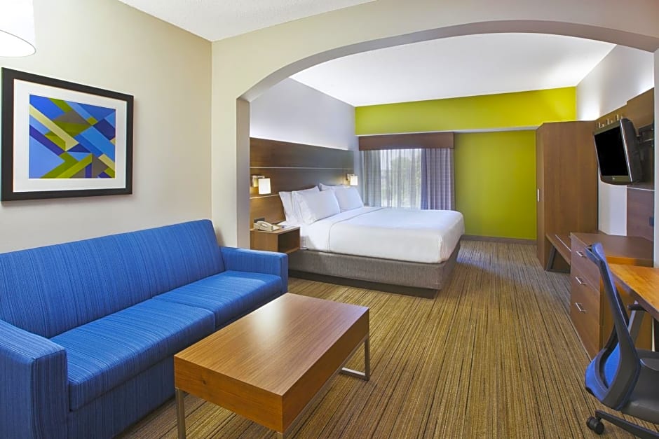 Holiday Inn Express Hotel & Suites Cincinnati Northeast-Milford, an IHG Hotel