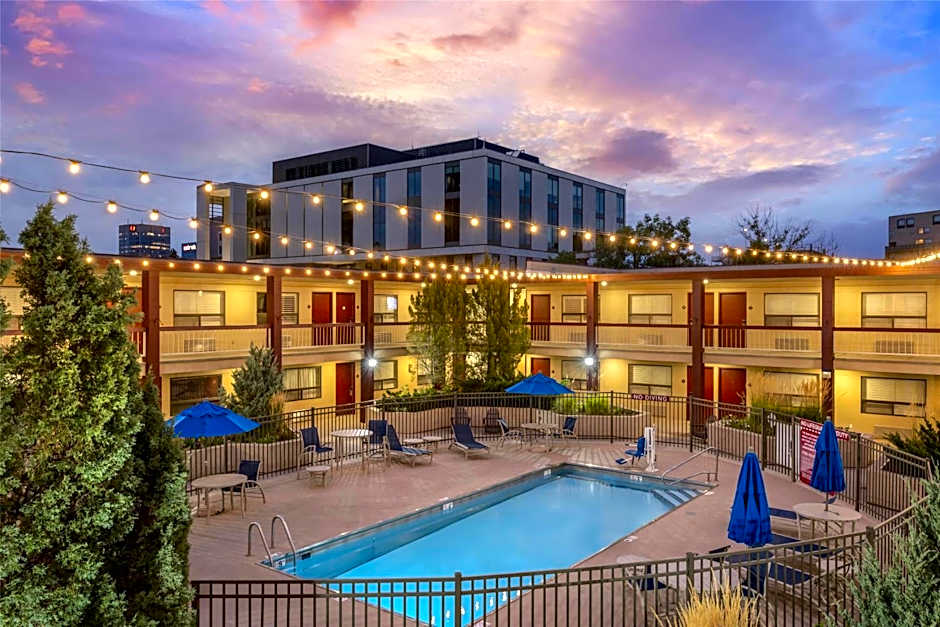 Best Western Plus Clocktower Inn