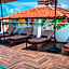 Hotel Encino